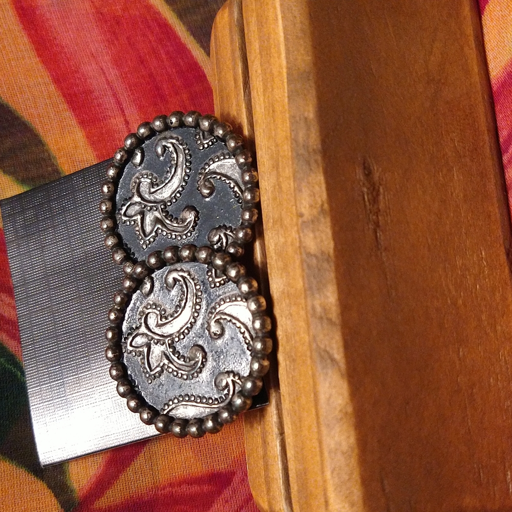 BERGERE Earrings Vintage Black Enamel Resto Paisley Design